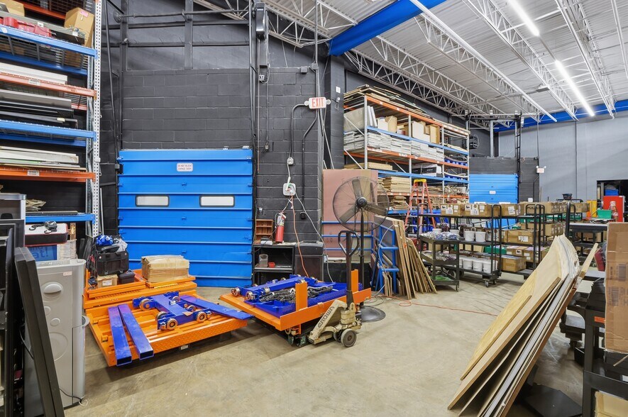 More Photos Of 610 Ryan Ave, Westville Warehouse For Lease