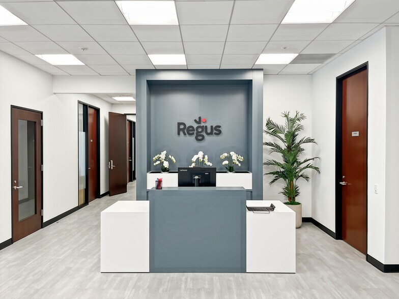 More Photos Of 2020 Main St, Irvine Coworking Space