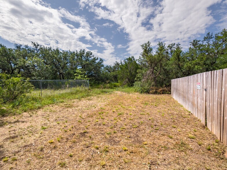 More Photos Of 8036 County Road 604, Brownwood Multifamily For Sale