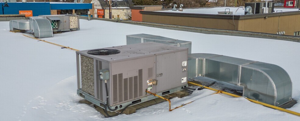 More Photos Of 1435 9th Ave SE, Calgary Storefront For Sale