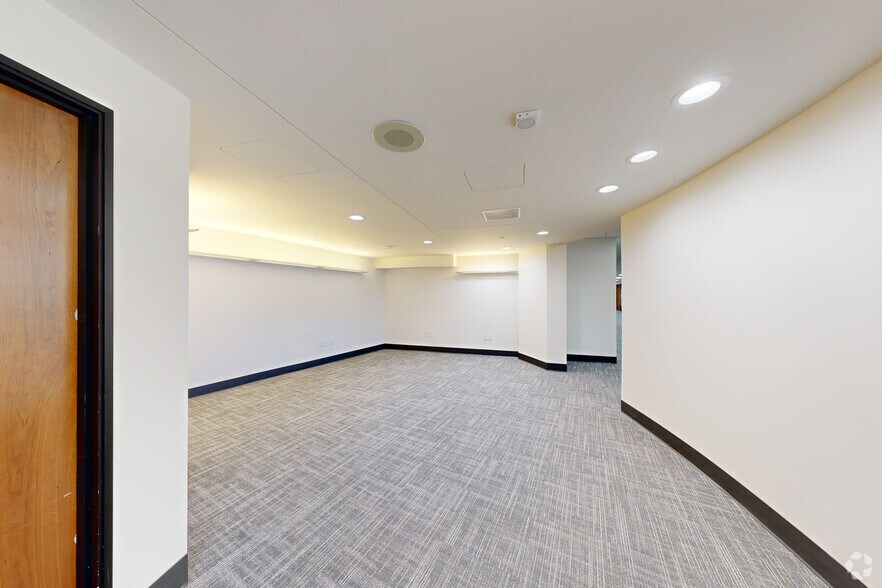 Primary Photo Of 2000 Alameda de las Pulgas, San Mateo Office For Lease