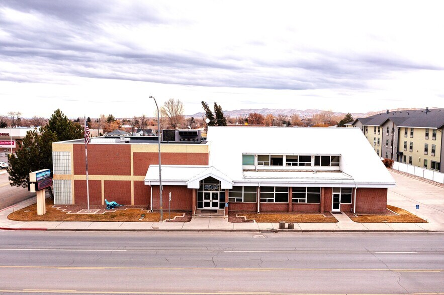 Primary Photo Of 609 W Main St, Vernal Office For Sale