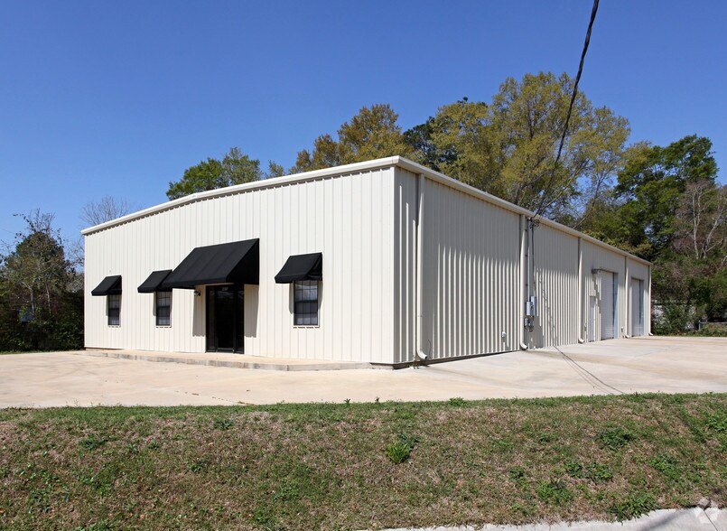 Primary Photo Of 5870 Old Pascagoula Rd, Theodore Warehouse For Lease