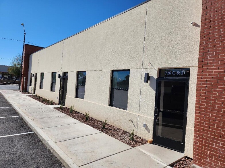 More Photos Of 726 E Monroe Ave, Buckeye Light Distribution For Lease