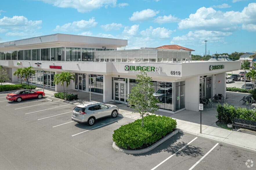 More Photos Of 6919 SW 18th St, Boca Raton Coworking Space