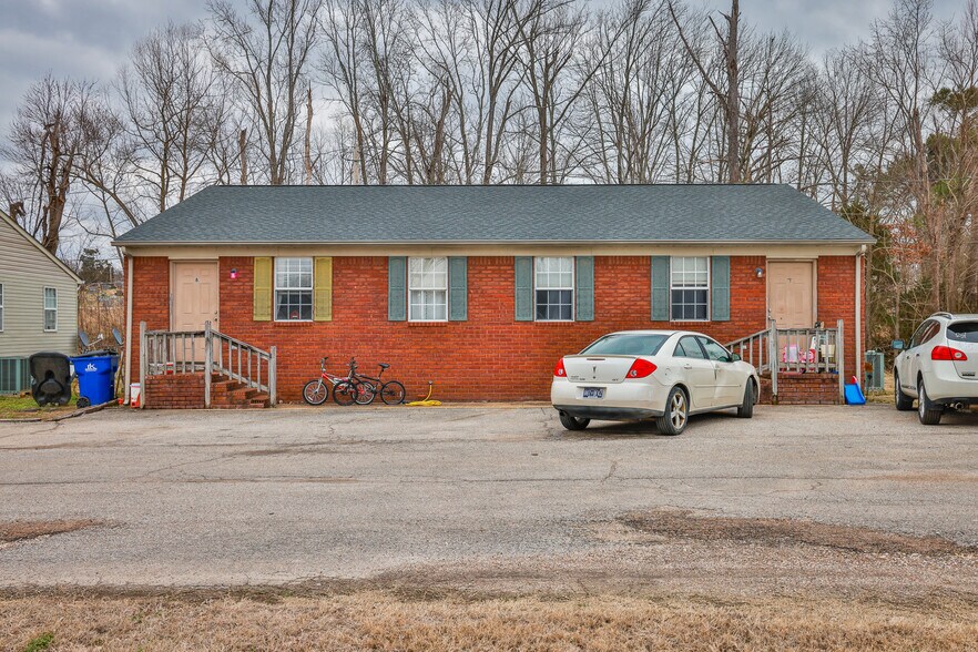 More Photos Of 279 Pikeview St, Dresden Multifamily For Sale