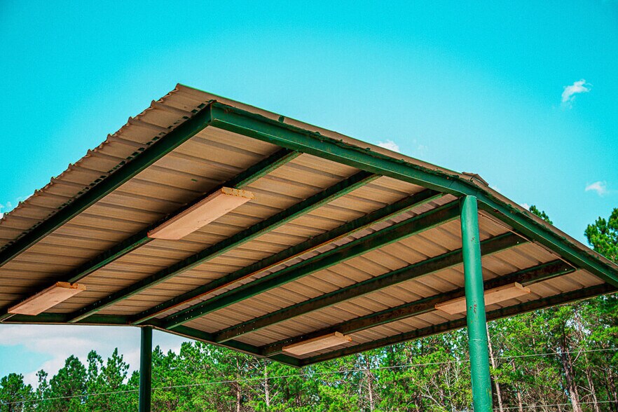 More Photos Of 2777 Hwy 83, Evergreen Service Station For Sale