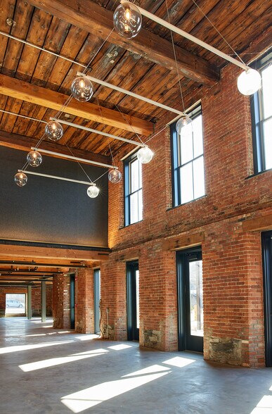 More Photos Of 111 Water St, Catskill Loft Creative Space For Lease