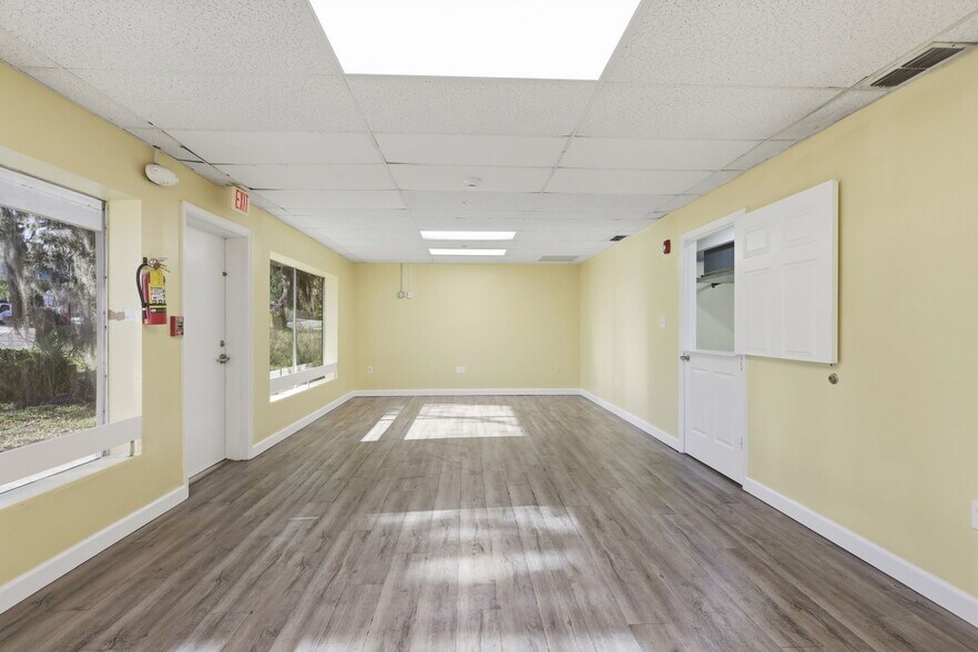 More Photos Of 346 N Volusia Ave, Orange City Office For Lease