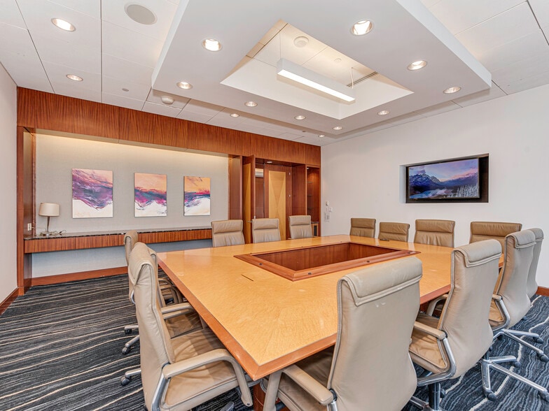 More Photos Of 301 S College St, Charlotte Office For Lease