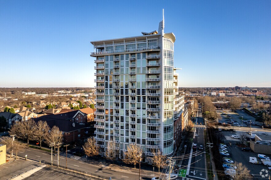 More Photos Of 505 E 6th St, Charlotte Apartments For Sale