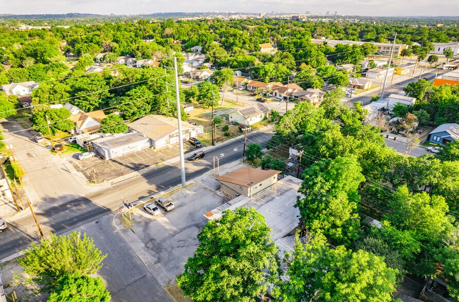 More Photos Of 1006 West Ave, San Antonio Freestanding For Sale