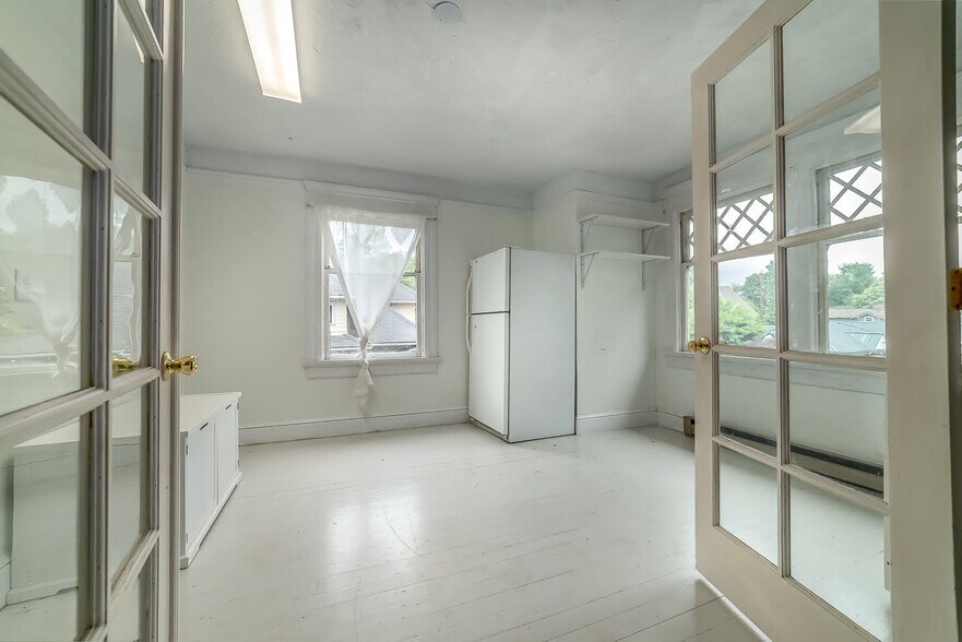 More Photos Of 354 W 6th Ave, Eugene Storefront Retail Office For Sale