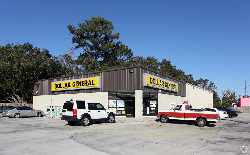 Primary Photo Of 2158 Dauphin Island Pky, Mobile Freestanding For Lease