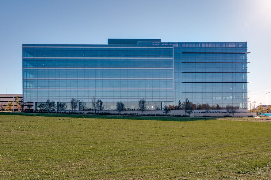 More Photos Of 6160 Warren Pky, Frisco Unknown For Lease