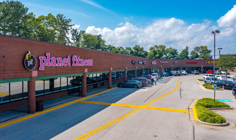 More Photos Of 550-552 Ritchie Hwy, Severna Park Freestanding For Lease