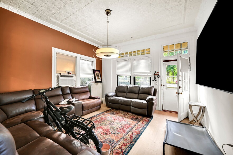 More Photos Of 1 Riverside Dr, Sleepy Hollow Village Apartments For Sale