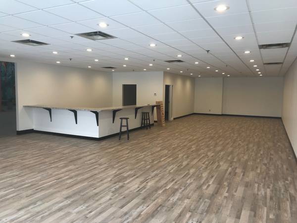 More Photos Of 2505 NE Kennedy St, Minneapolis Light Manufacturing For Lease