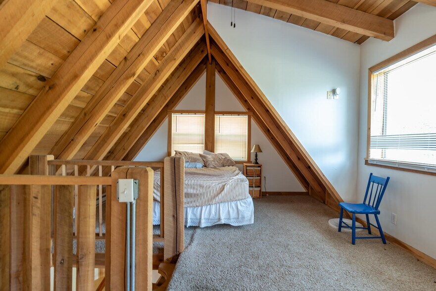 More Photos Of 8939 E Southshore Dr, Unionville Restaurant For Sale