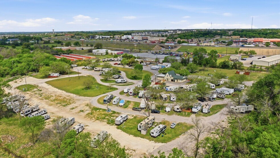 More Photos Of 2205 Tin Top Rd, Weatherford Trailer Camper Park For Sale