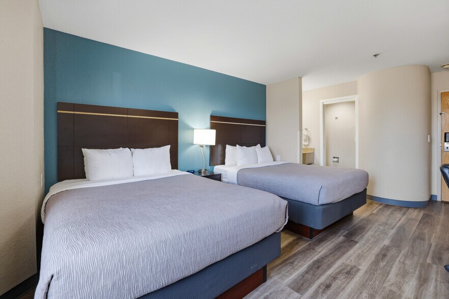 More Photos Of 1575 S Meridian Rd, Meridian Hotel For Sale