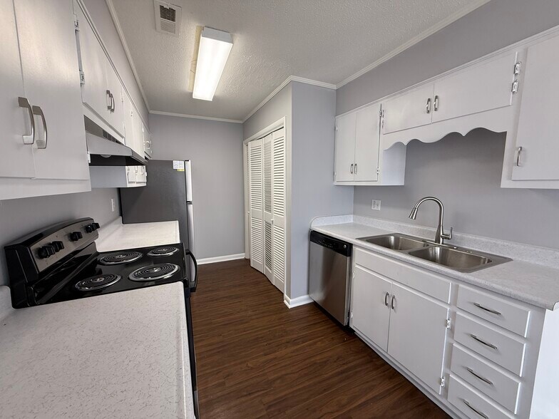 More Photos Of 1614 Somerville Rd SE, Decatur Apartments For Sale