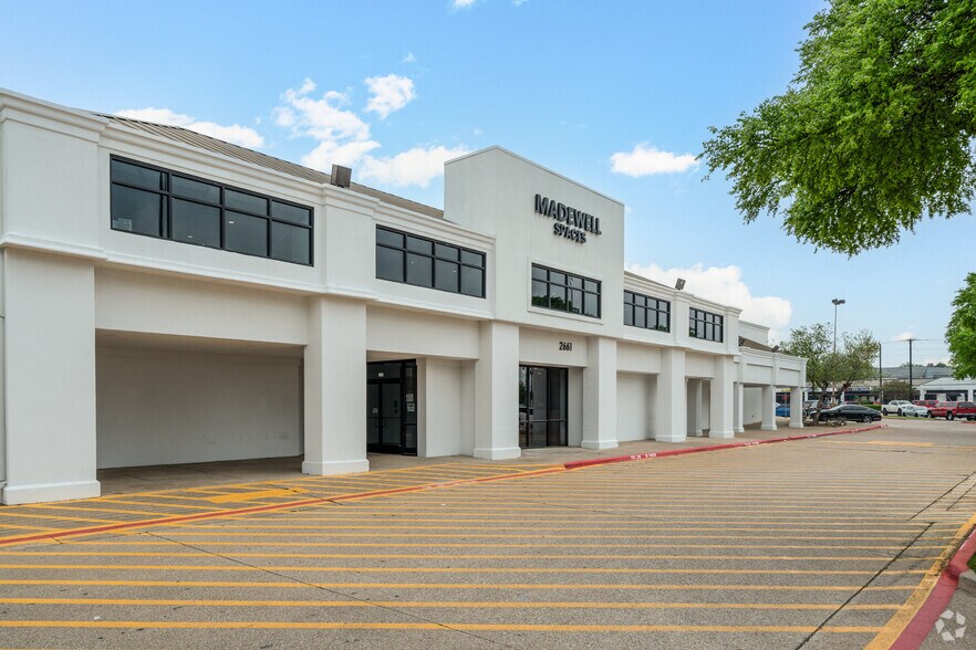 More Photos Of 2661 Midway Rd S, Carrollton Showroom For Lease