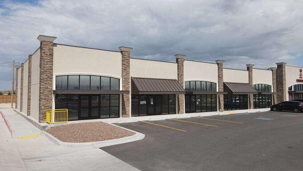 Primary Photo Of 3601 N Grimes St, Hobbs Storefront Retail Office For Lease