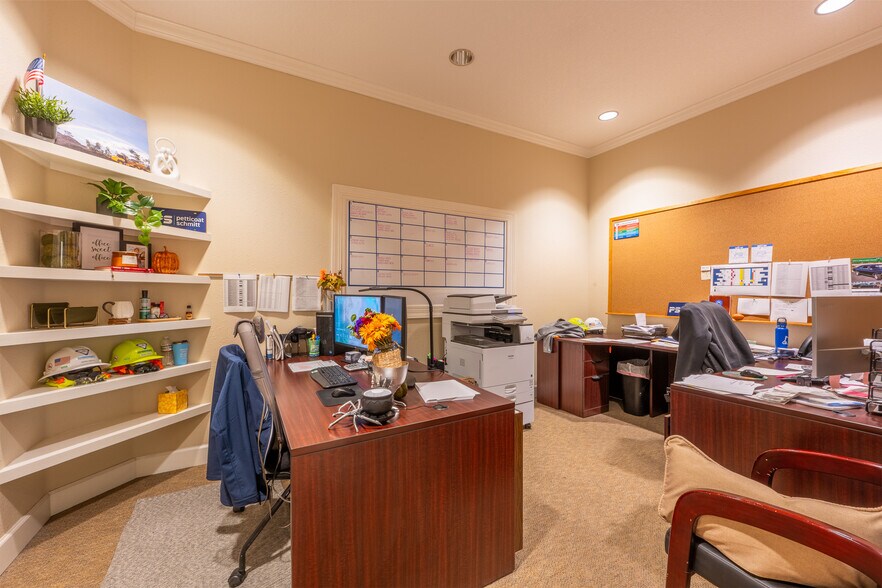 More Photos Of 6380 Phillips Hwy, Jacksonville Office For Lease