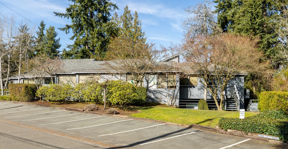 More Photos Of 13344 1st Ave NE, Seattle Medical For Lease