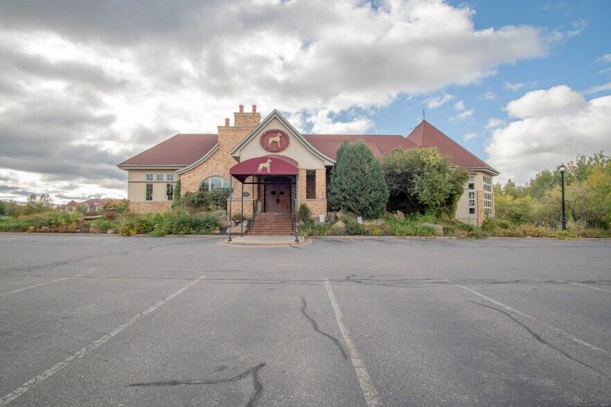 More Photos Of 2305 Sherman St, Wausau General Retail For Sale