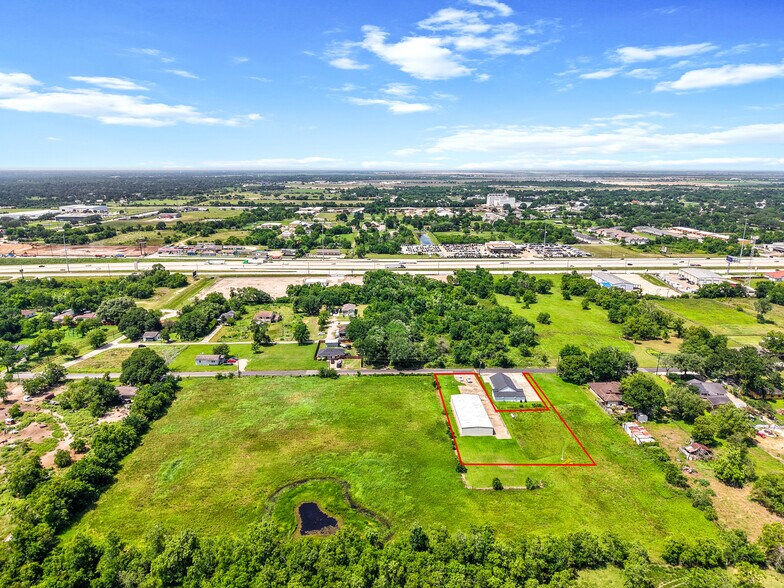 More Photos Of 4631 11th st, Brookshire Warehouse For Sale
