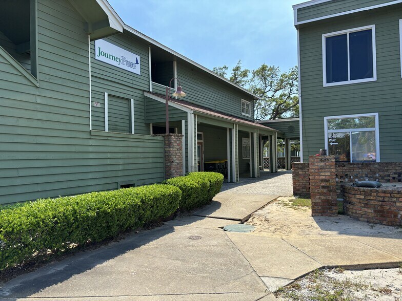 More Photos Of 348 Miracle Strip Pky SW, Fort Walton Beach Office For Sale