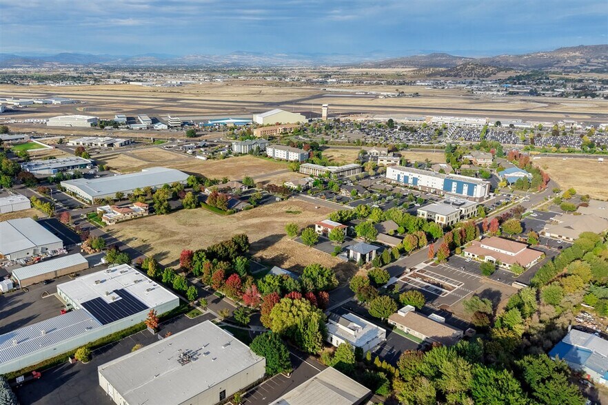 More Photos Of 817 Ohare Pky, Medford Loft Creative Space For Sale