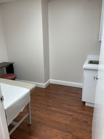 More Photos Of 16244 S Military Trl, Delray Beach Medical For Lease