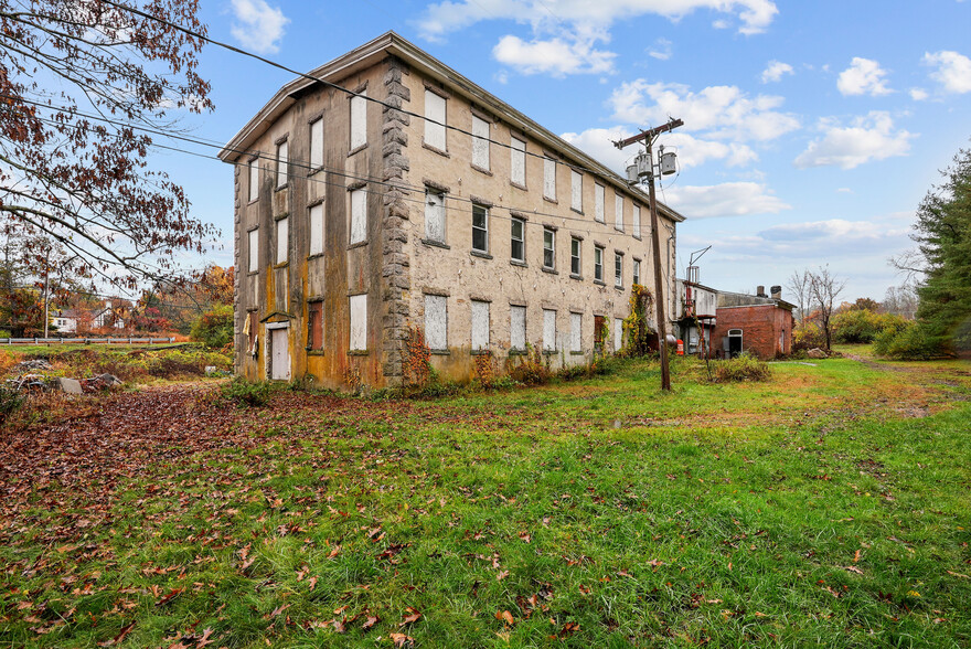 Primary Photo Of 45 Old Flat River, Coventry Manufacturing For Sale