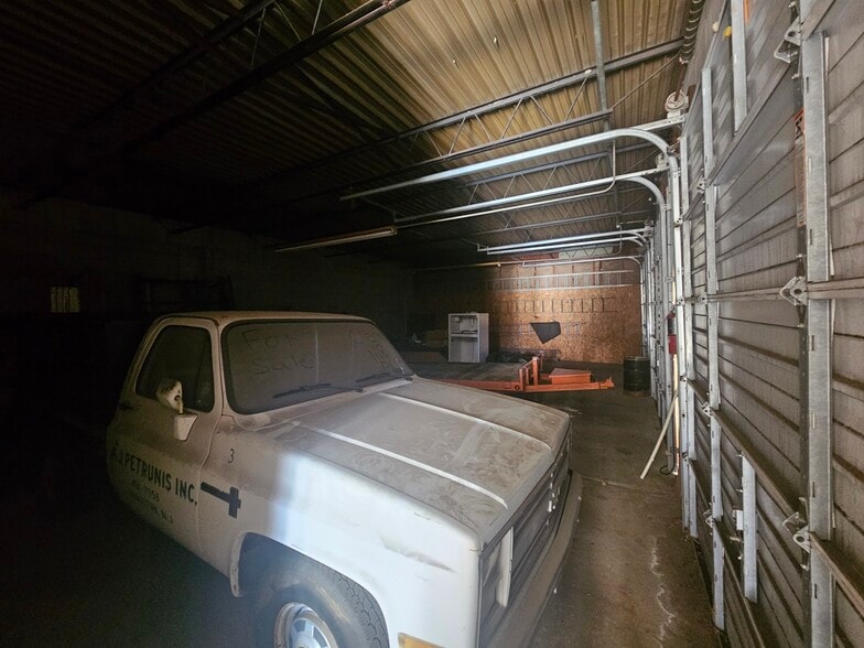 More Photos Of 173 Water St, Bridgeton Warehouse For Sale