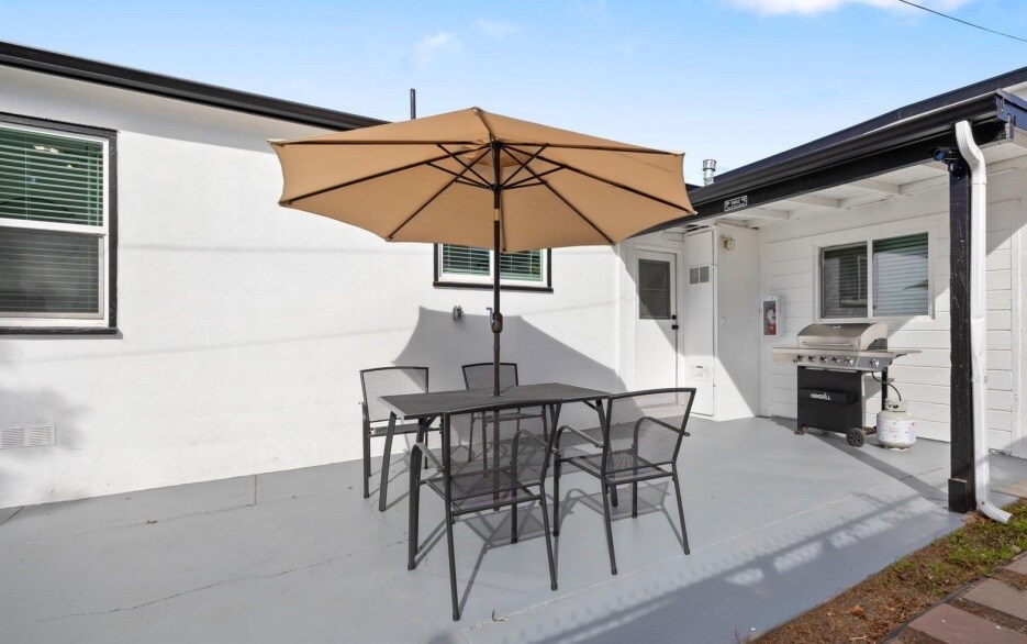 More Photos Of 615 Florence St, Imperial Beach Apartments For Sale