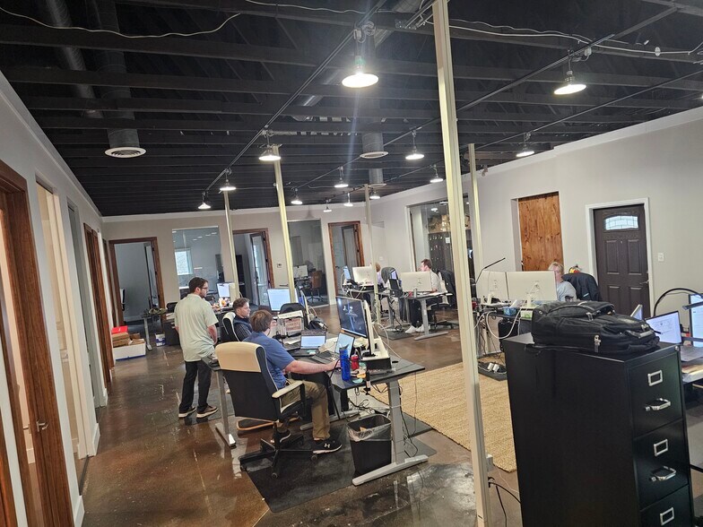 More Photos Of 936 Holcomb Bridge Rd, Roswell Office For Sale