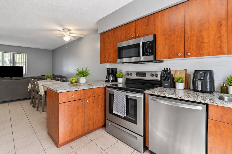 More Photos Of 1831-1837 NW 94th ave, Coral Springs Apartments For Sale