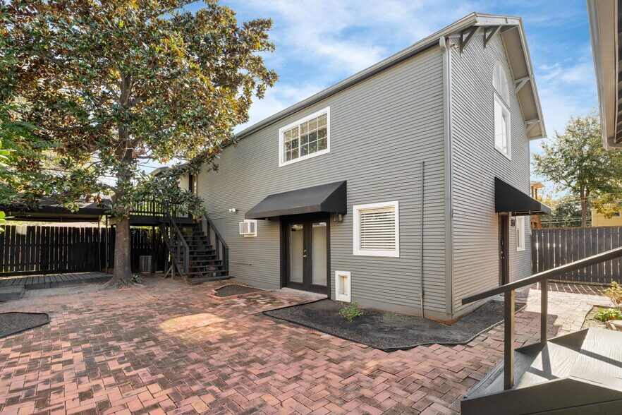 More Photos Of 1526 Heights Blvd, Houston Office For Lease