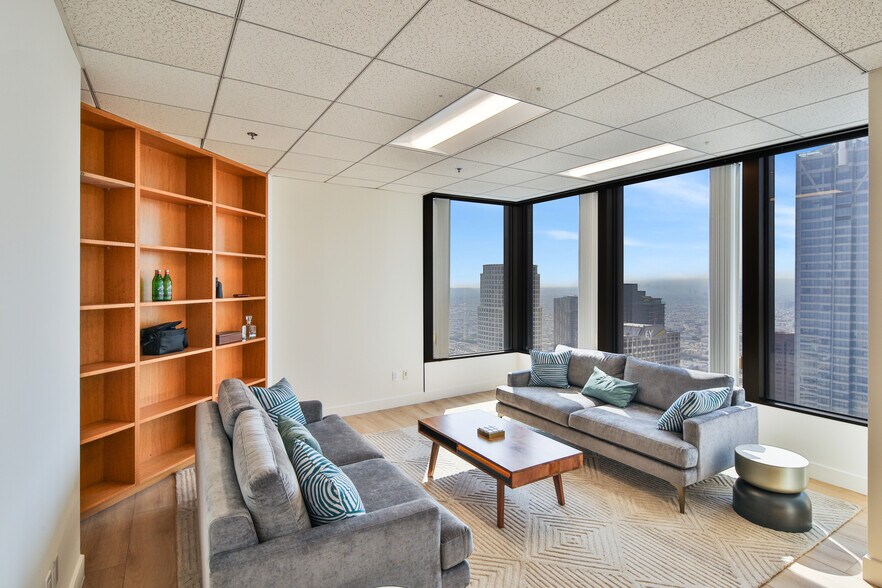 More Photos Of 707 Wilshire Blvd, Los Angeles Office For Lease