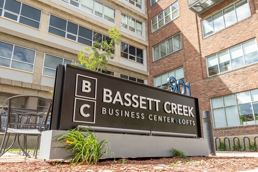 More Photos Of 901 N 3rd St, Minneapolis Loft Creative Space For Lease