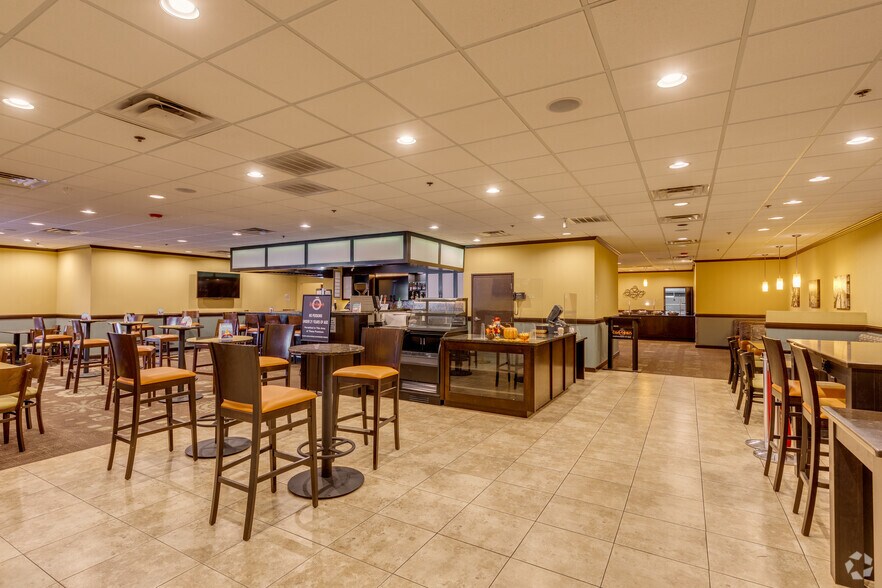More Photos Of 2101 S Meridian Ave, Oklahoma City Hotel For Sale