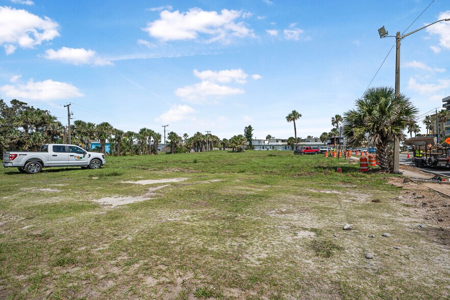 More Photos Of 1012 Atlantic Ave, Daytona Beach Land For Sale
