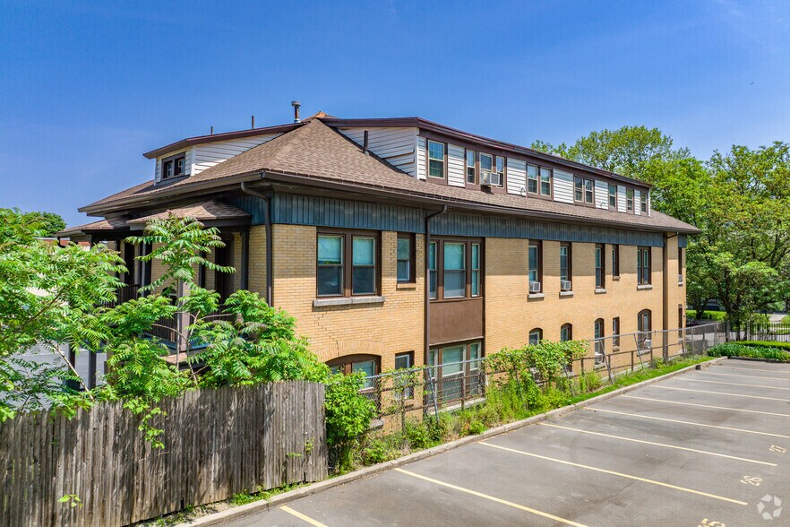 More Photos Of 514 Walnut Ave, Syracuse Apartments For Sale