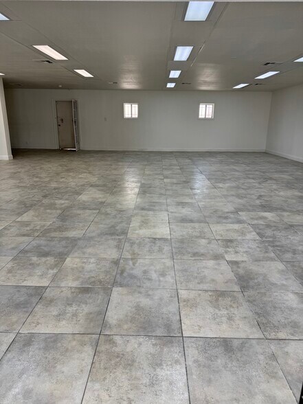 More Photos Of 825 S Decatur Blvd, Las Vegas Freestanding For Sale