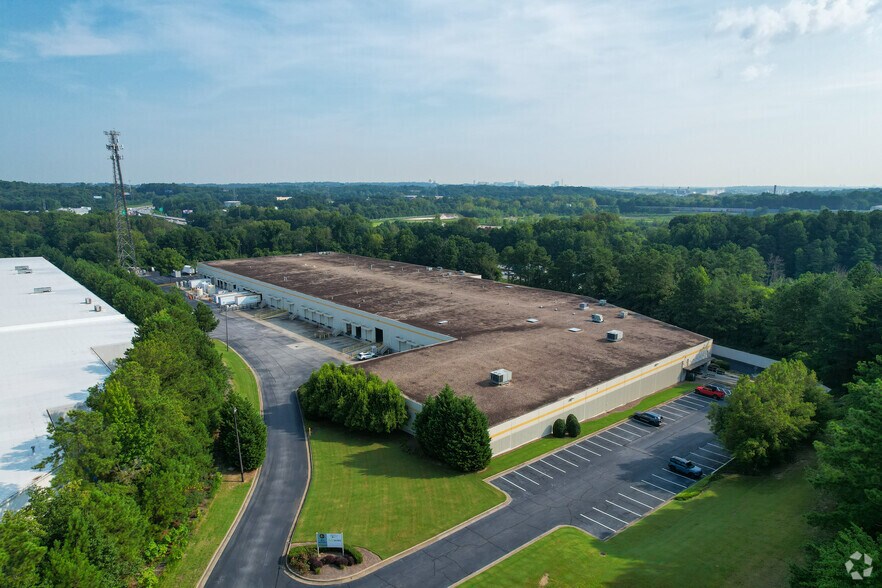 More Photos Of 3765 Atlanta Industrial Dr NW, Atlanta Warehouse For Lease