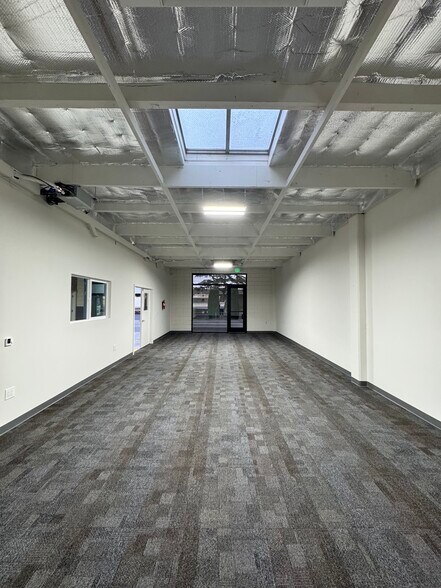 More Photos Of 1088 Independence Ave, Mountain View Warehouse For Sale