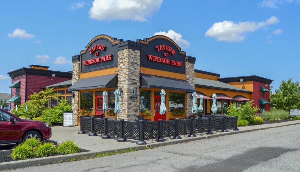 Primary Photo Of 8444 Transit Rd, Buffalo Restaurant For Lease